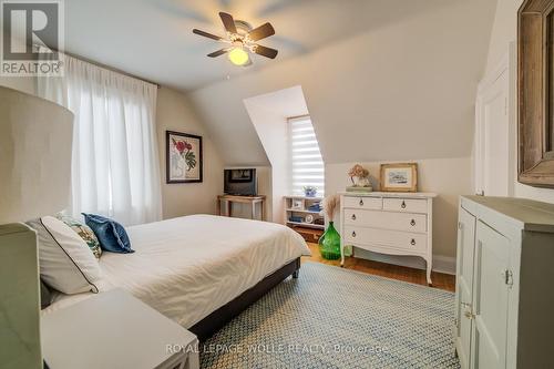 8 Lowrey Avenue S, Cambridge, ON - Indoor Photo Showing Bedroom