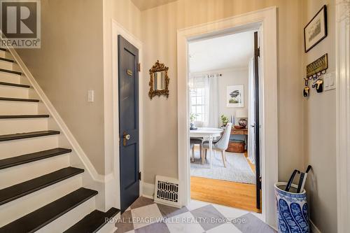 8 Lowrey Avenue S, Cambridge, ON - Indoor Photo Showing Other Room