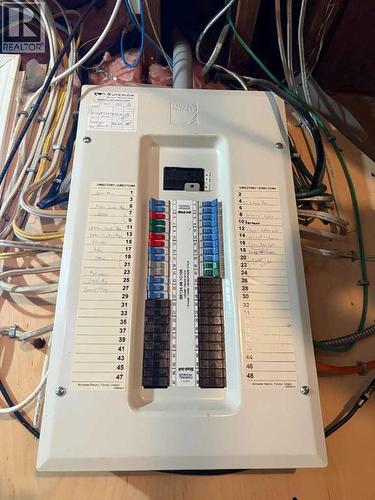 100 Balaclava Street, Veteran, AB - Indoor Photo Showing Other Room