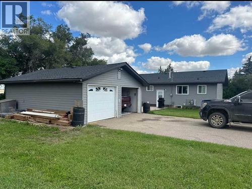 100 Balaclava Street, Veteran, AB - Outdoor