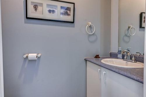 Powder room - 472 Rue Laurent-O.-David, Boisbriand, QC 