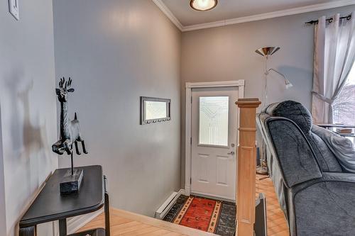 Hall - 472 Rue Laurent-O.-David, Boisbriand, QC 