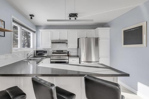 Kitchen - 6665 Rue Des Bourraches, Québec (Les Rivières), QC - Indoor Photo Showing Kitchen