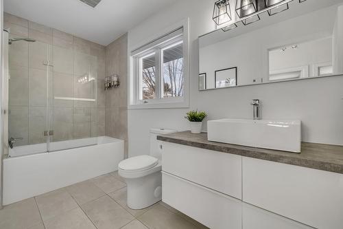 Bathroom - 6665 Rue Des Bourraches, Québec (Les Rivières), QC - Indoor Photo Showing Bathroom