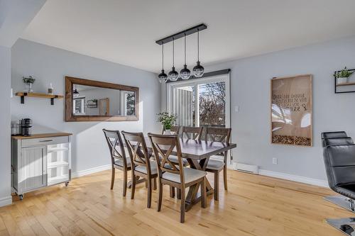 Dining room - 6665 Rue Des Bourraches, Québec (Les Rivières), QC - Indoor Photo Showing Dining Room