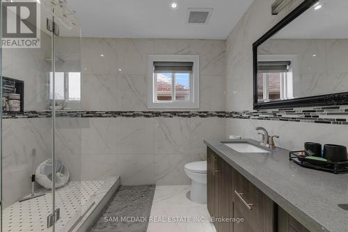 3722 Densbury Drive, Mississauga, ON - Indoor Photo Showing Bathroom
