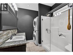 Primary Ensuite and Laundry - 