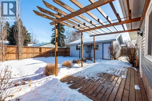 9 Mountain Place, Okotoks, AB - Outdoor With Deck Patio Veranda