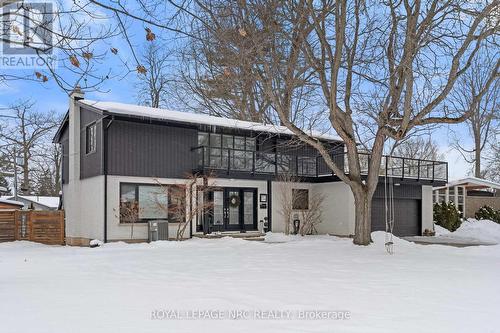 22 BRIARFIELD CRESCENT  St. Catharines (Glendale/Glenridge), ON L2T 3T5