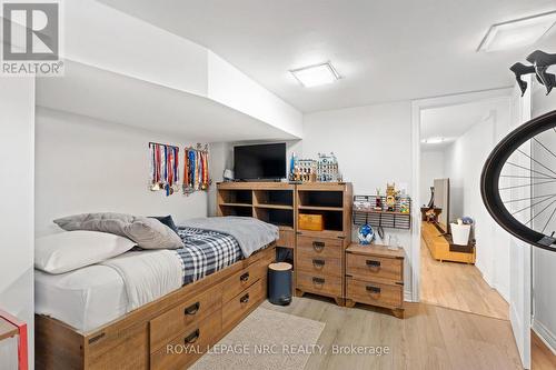 22 Briarfield Crescent, St. Catharines (Glendale/Glenridge), ON - Indoor Photo Showing Bedroom
