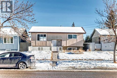 6128 Madigan Drive Ne, Calgary, AB - Outdoor