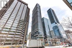1705 - 426 UNIVERSITY AVENUE  Toronto, ON M5G 1S9
