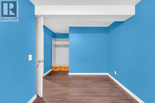 6537 68 Street Ne, Calgary, AB - Indoor Photo Showing Other Room