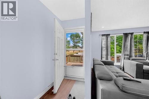 6537 68 Street Ne, Calgary, AB - Indoor