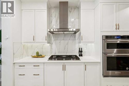 153 Edith Villas Nw, Calgary, AB - Indoor Photo Showing Kitchen