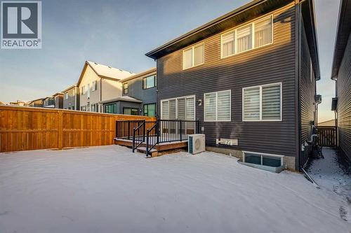 153 Edith Villas Nw, Calgary, AB - Outdoor With Exterior
