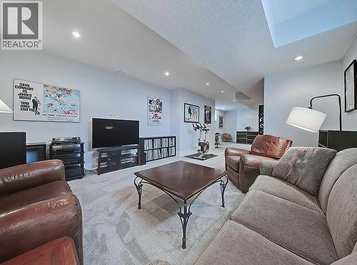 14 Rosetree Road Nw, Calgary, AB - Indoor Photo Showing Living Room