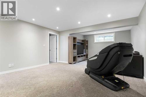 26 Marquis Heights Se, Calgary, AB - Indoor