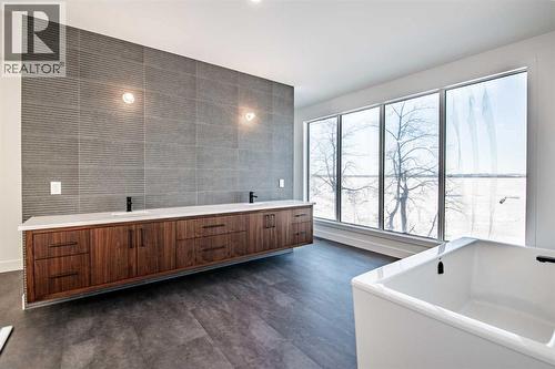 Ensuite - 158 Jarvis Bay Drive, Jarvis Bay, AB - Indoor