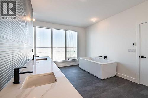 158 Jarvis Bay Drive, Jarvis Bay, AB - Indoor Photo Showing Other Room