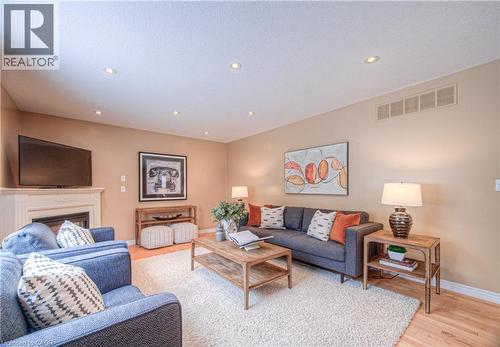 152 Lena Crescent, Cambridge, ON - Indoor Photo Showing Living Room With Fireplace