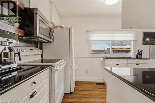 Kitchen - 56 Tolton Avenue, Hamilton, ON - Indoor Photo Showing Kitchen