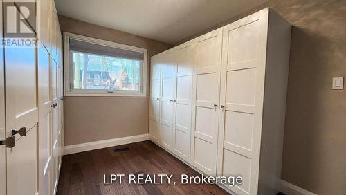 48 Maplehurst Crescent, Barrie, ON - Indoor Photo Showing Other Room