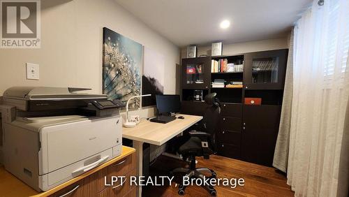 48 Maplehurst Crescent, Barrie, ON - Indoor Photo Showing Other Room