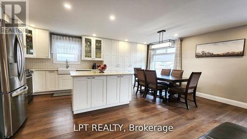 48 Maplehurst Crescent, Barrie, ON - Indoor