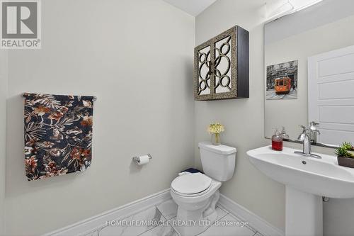 12 Rainbow Drive, Haldimand, ON - Indoor Photo Showing Bathroom