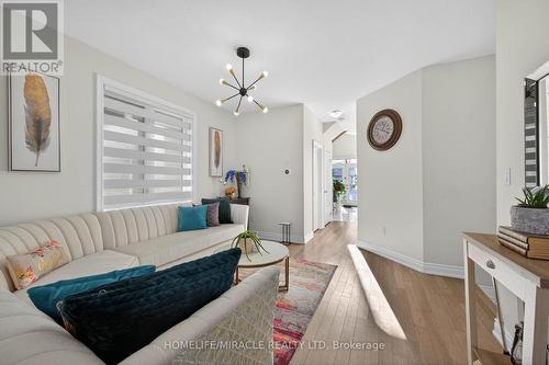 12 Rainbow Drive, Haldimand, ON - Indoor Photo Showing Living Room