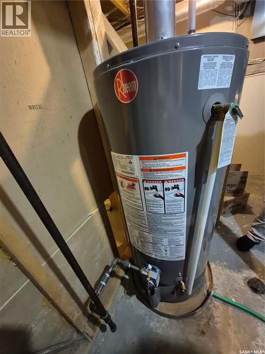 144 2Nd Street W, Ponteix, SK - Indoor Photo Showing Basement