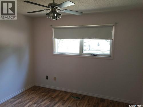 144 2Nd Street W, Ponteix, SK - Indoor Photo Showing Other Room