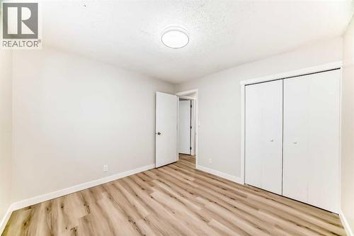 937 Marcombe Drive Ne, Calgary, AB - Indoor Photo Showing Other Room