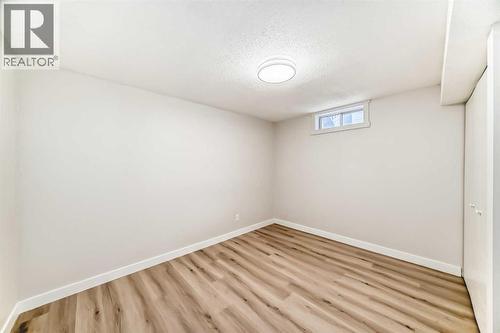 937 Marcombe Drive Ne, Calgary, AB - Indoor Photo Showing Other Room