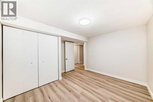 937 Marcombe Drive Ne, Calgary, AB - Indoor Photo Showing Other Room