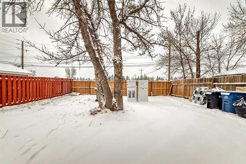 937 Marcombe Drive Ne, Calgary, AB - Outdoor
