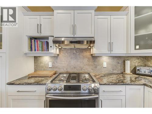8011 Pierre Drive, Summerland, BC - Indoor Photo Showing Kitchen With Upgraded Kitchen