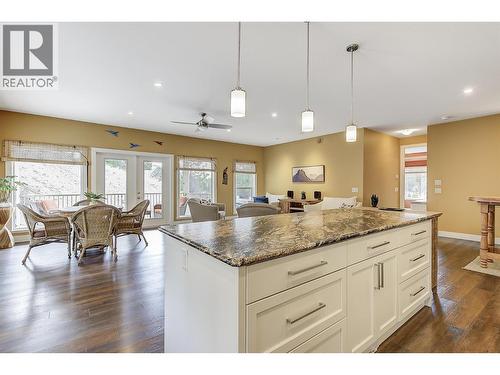 8011 Pierre Drive, Summerland, BC - Indoor