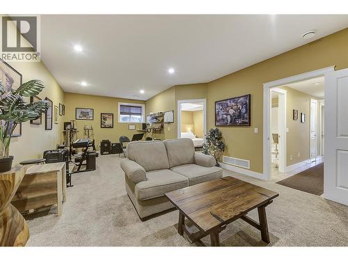 8011 Pierre Drive, Summerland, BC - Indoor