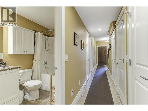 8011 Pierre Drive, Summerland, BC - Indoor Photo Showing Bathroom