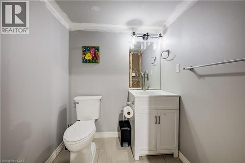 1444 Dunkirk Avenue, Woodstock, ON - Indoor Photo Showing Bathroom