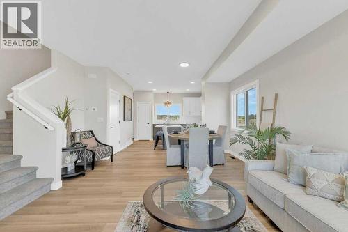 13 Gray Close, Sylvan Lake, AB - Indoor