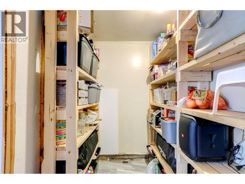 2245 Shuswap Avenue, Lumby, BC - Indoor