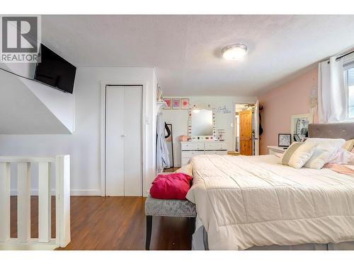 2245 Shuswap Avenue, Lumby, BC - Indoor Photo Showing Bedroom