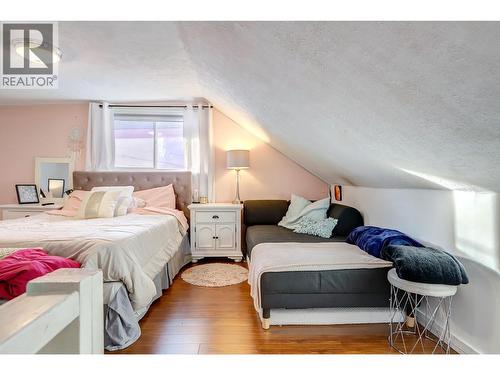 2245 Shuswap Avenue, Lumby, BC - Indoor Photo Showing Bedroom