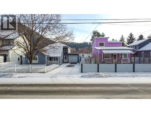 2245 Shuswap Avenue, Lumby, BC - Outdoor