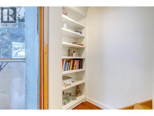 2245 Shuswap Avenue, Lumby, BC - Indoor