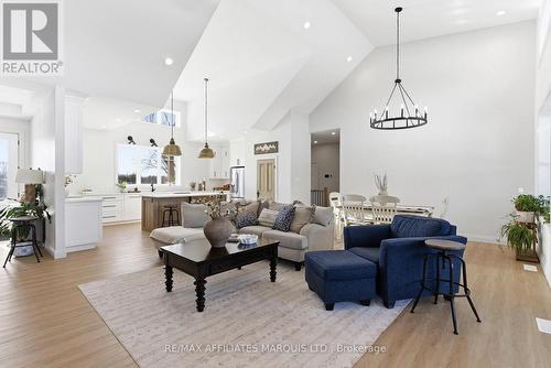 16119 Eamer Road, South Stormont, ON - Indoor Photo Showing Living Room