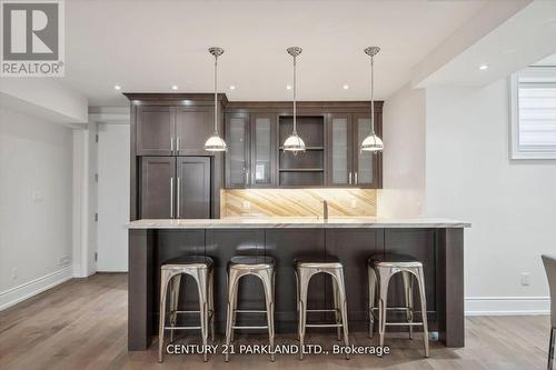 337 Kingsdale Avenue, Toronto, ON - Indoor Photo Showing Kitchen With Upgraded Kitchen